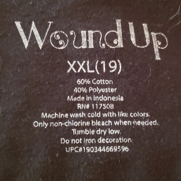 Wound Up shirt, Juniors xxl (19) - Picture 2 of 3